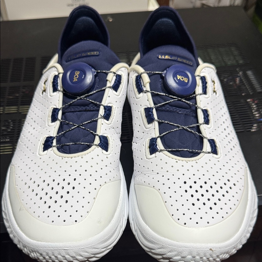 Barely worn Unisex UA Slip Speed leather sneakers